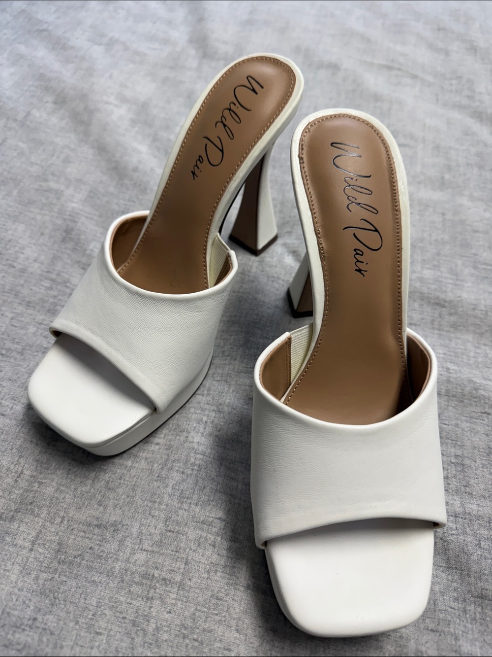 Wild Pair White Open-Toe Block Heel Mules